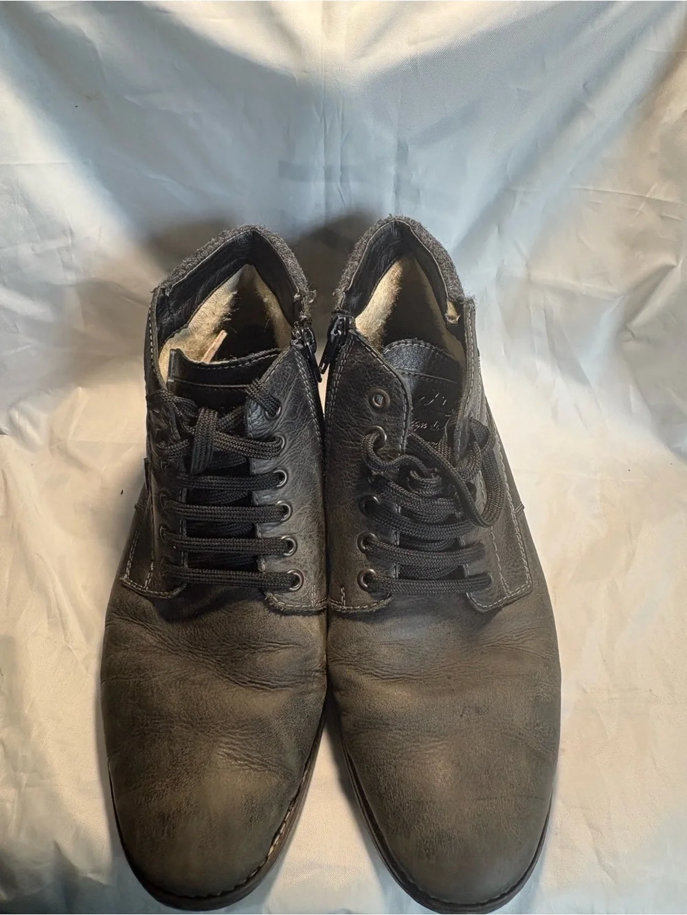 Rieker Men's Antistress Leather Chukka Boots size 10 men’s